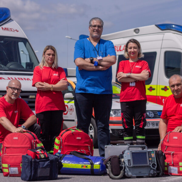 Transport medical București   echipaj AmbulantaMED
